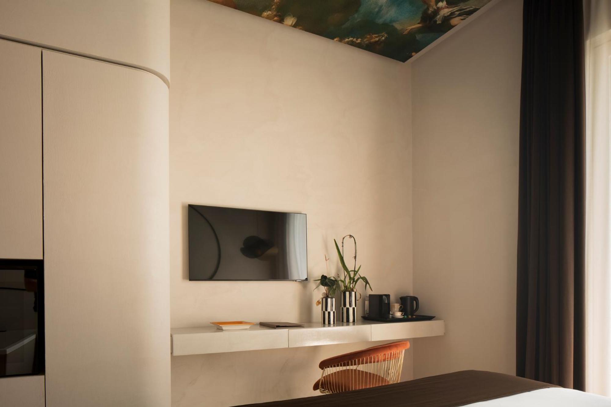 Demetra Luxury Suites Naples Exterior photo