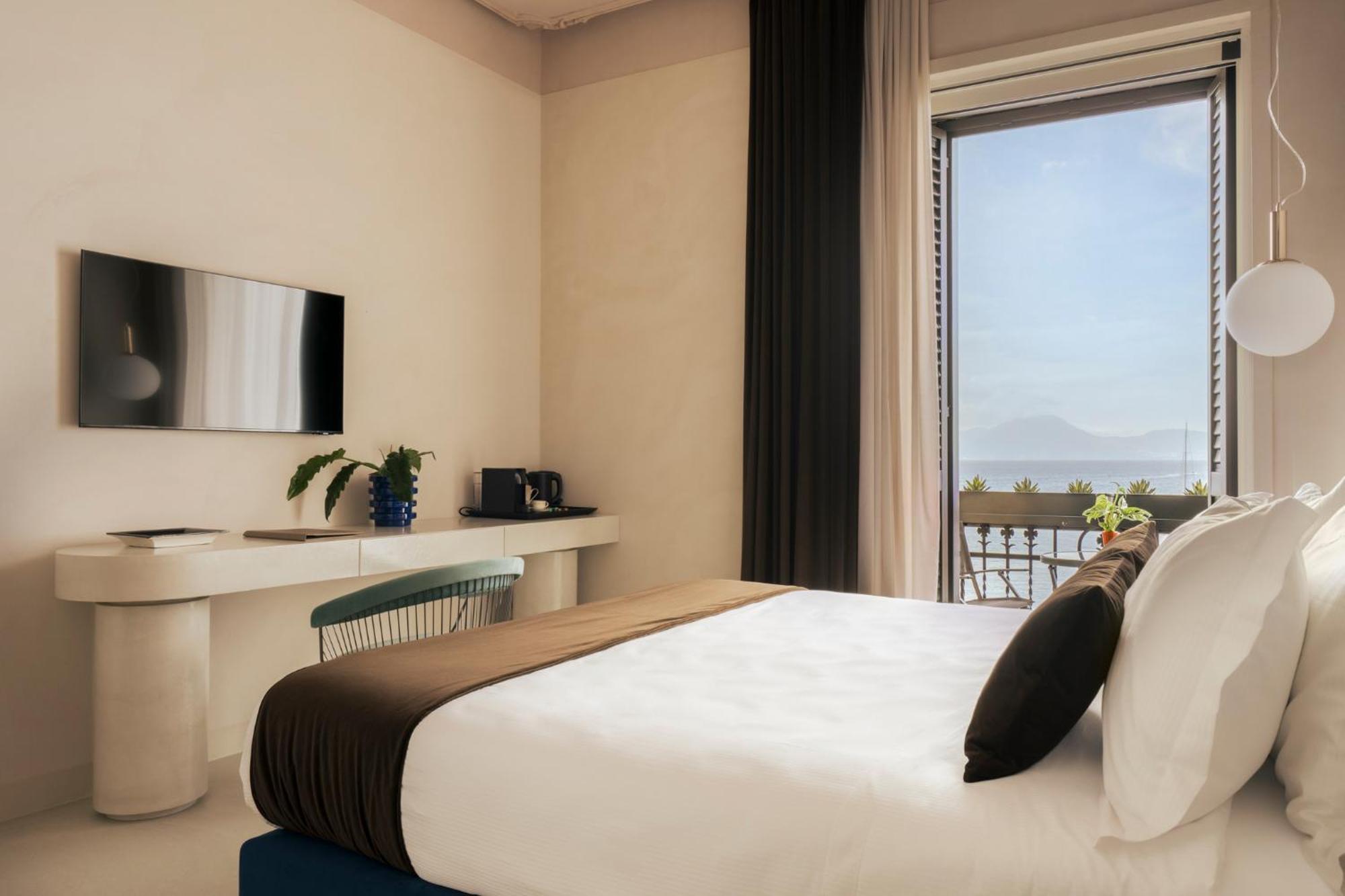 Demetra Luxury Suites Naples Exterior photo
